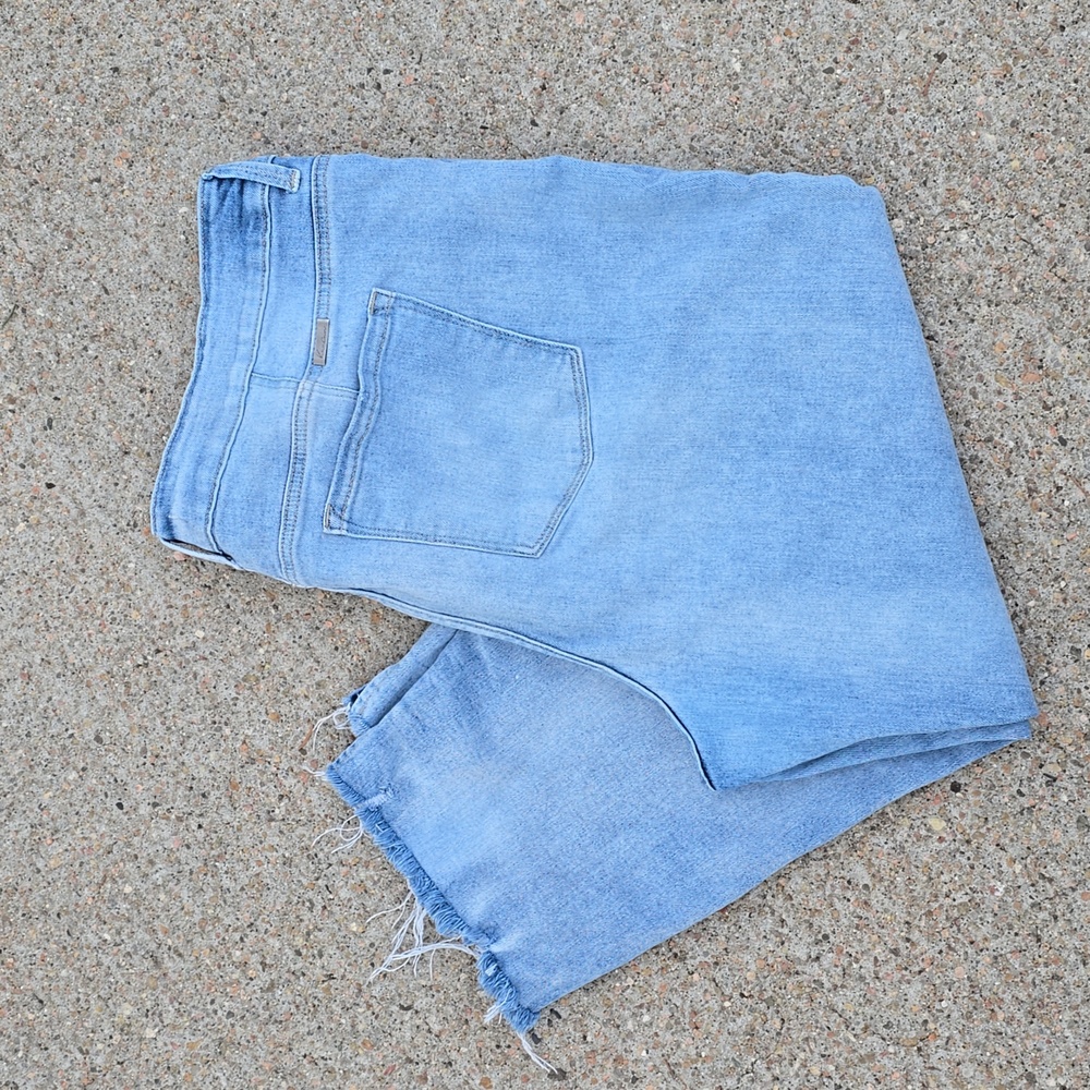 KanCan Exclusively For Maurices Estilo Cropped Capri Jeans Plus Size 24